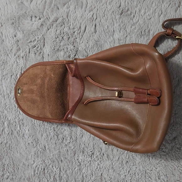 Vintage mini Coach turn lock backpack - Picture 8 of 13